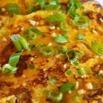 Wok-Seared "Breath of Fire" Chicken Omelette [Hong Kong] 